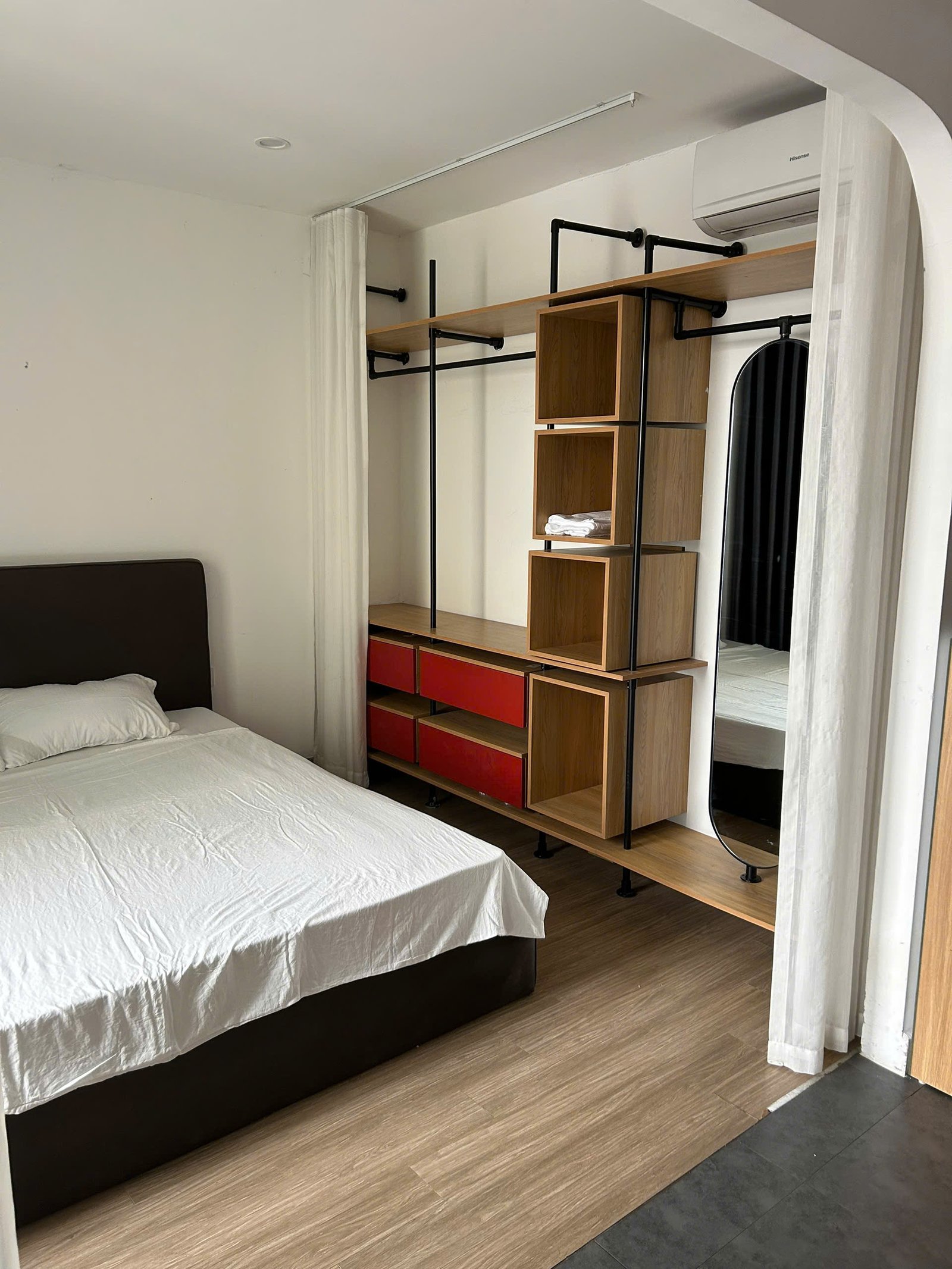 homestay-ocean-park-1-phong-ngu-toa-s1-02-tang-27 (7) Homestay Ocean Park 1PN Tòa S1.02 Tầng 27 | View Nội Khu Đẹp