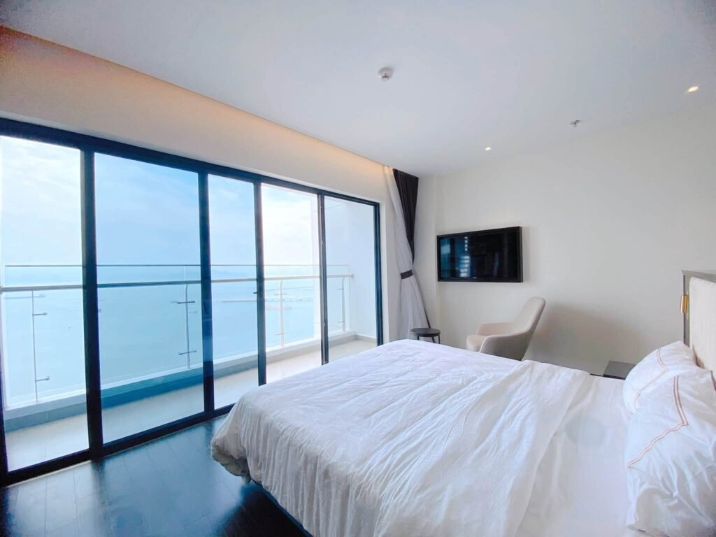Homestay Sapphire Hạ Long View Biển | Căn Đẹp Ban Công, Giá Tốt 2026