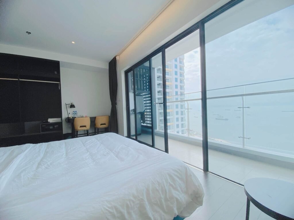 Homestay Sapphire Hạ Long View Biển | Căn Đẹp Ban Công, Giá Tốt 2026