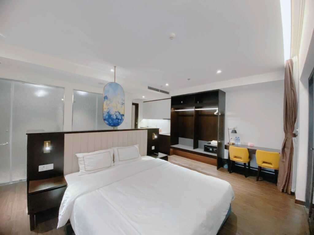 Homestay Sapphire Hạ Long View Biển | Căn Đẹp Ban Công, Giá Tốt 2026
