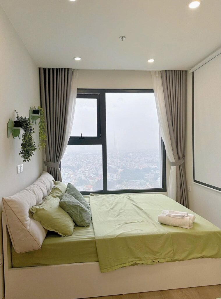 Homestay Smart City Có View Đẹp | Ngắm Thành Phố, Công Viên Từ Căn Hộ Cao Tầng