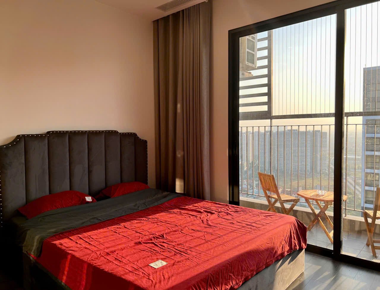 homestay-the-zenpark-ocean-park-studio-co-ban-cong-toa-r1-05 (3) Homestay The Zenpark Ocean Park | Studio Có Ban Công Tòa R1.05