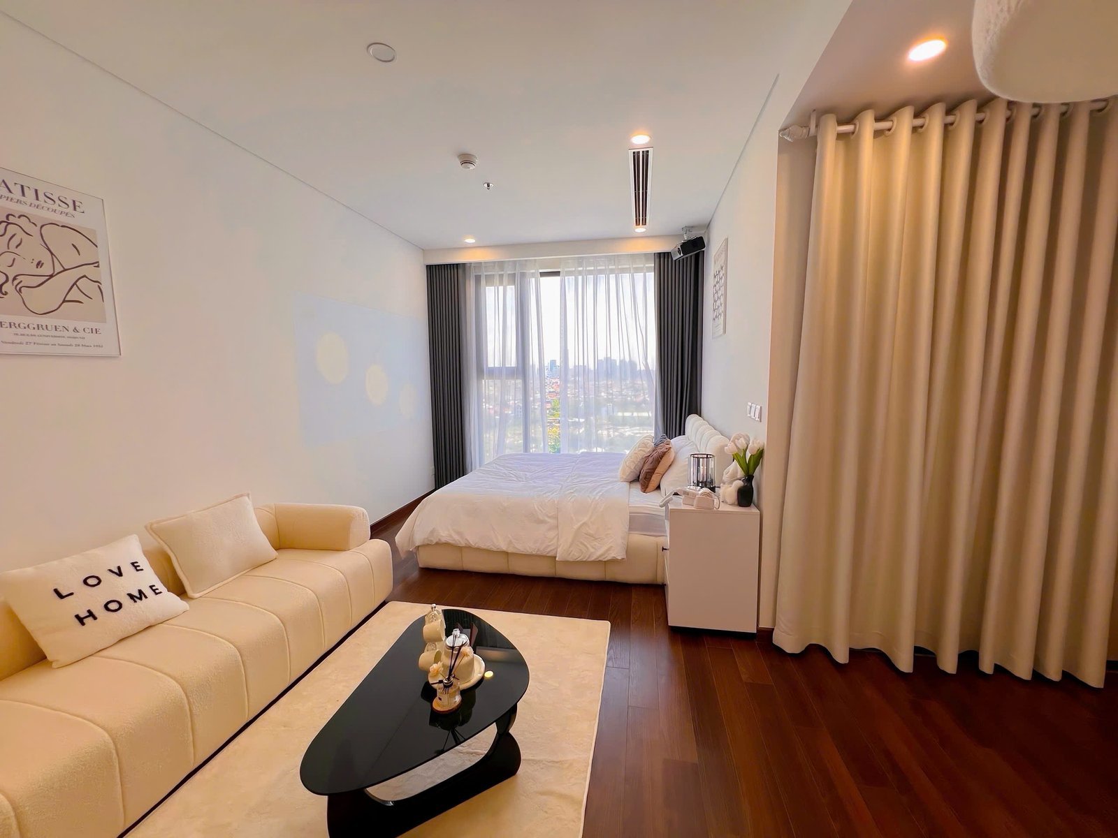 homestay-vinhomes-smart-city-masteri-a-tang-14-view-giua-ho (3) Homestay Masteri A Tầng 14 View Hồ | Vinhomes Smart City